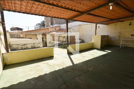 Casa à venda com 267m², 4 quartos e 4 vagas Casa à venda com 267m², 4 quartos e 4 vagasArea privativa