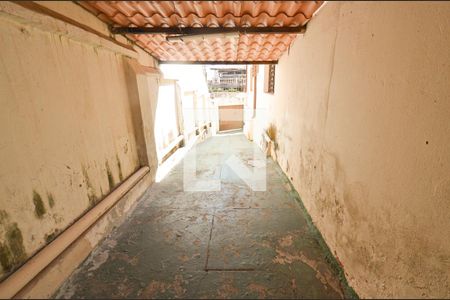 Casa à venda com 267m², 4 quartos e 4 vagas Casa à venda com 267m², 4 quartos e 4 vagasGaragem