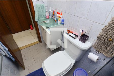 Casa à venda com 267m², 4 quartos e 4 vagas Casa à venda com 267m², 4 quartos e 4 vagasBanheiro social2