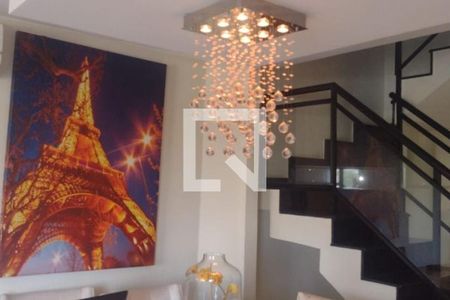 Casa à venda com 178m², 4 quartos e 2 vagas