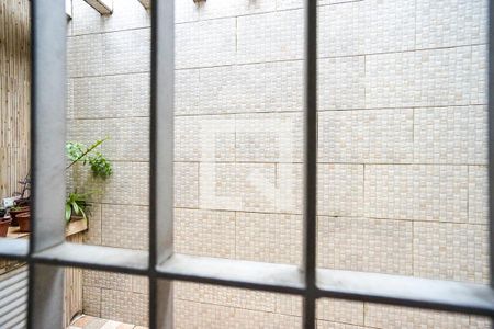 Casa à venda com 146m², 2 quartos e 2 vagas Casa à venda com 146m², 2 quartos e 2 vagasVista do quarto 02