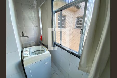 Apartamento à venda com 70m², 2 quartos e sem vaga Apartamento à venda com 70m², 2 quartos e sem vagaCozinha e Área de Serviço