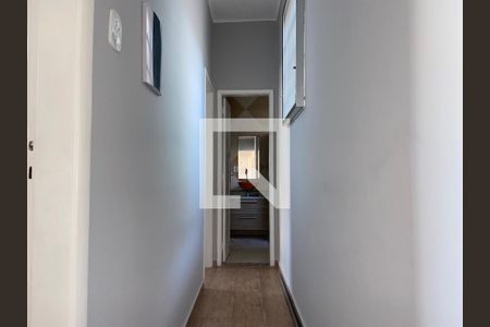 Apartamento à venda com 70m², 2 quartos e sem vaga Apartamento à venda com 70m², 2 quartos e sem vagaCorredor