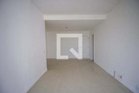 Sala de apartamento para alugar com 2 quartos, 84m² em Barra da Tijuca, Rio de Janeiro