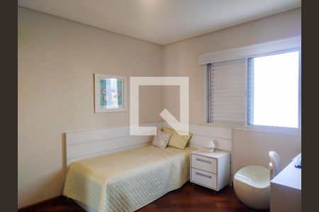 Apartamento à venda com 155m², 3 quartos e 2 vagas Apartamento à venda com 155m², 3 quartos e 2 vagasSuíte 3