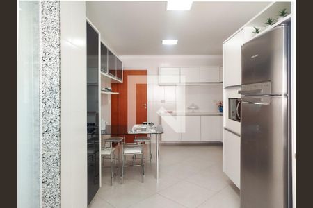 Apartamento à venda com 155m², 3 quartos e 2 vagas Apartamento à venda com 155m², 3 quartos e 2 vagasCozinha