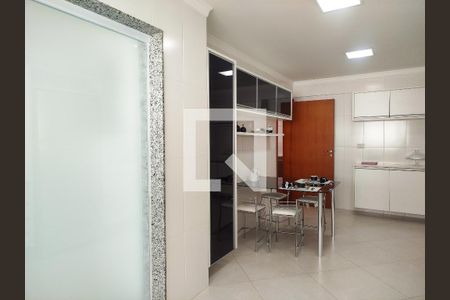 Apartamento à venda com 155m², 3 quartos e 2 vagas Apartamento à venda com 155m², 3 quartos e 2 vagasCozinha