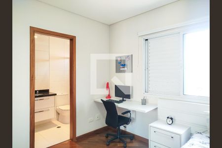 Apartamento à venda com 155m², 3 quartos e 2 vagas Apartamento à venda com 155m², 3 quartos e 2 vagasSuíte 2