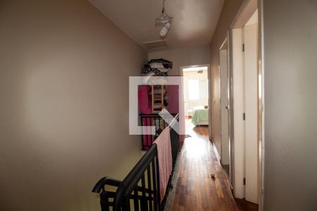 Casa à venda com 220m², 3 quartos e 4 vagasCorredor