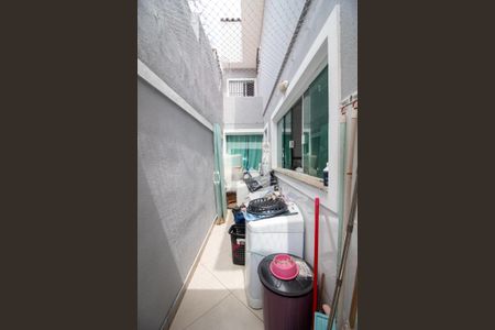 Casa à venda com 220m², 3 quartos e 4 vagasQuintal