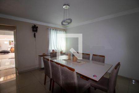 Casa à venda com 220m², 3 quartos e 4 vagasSala de Jantar