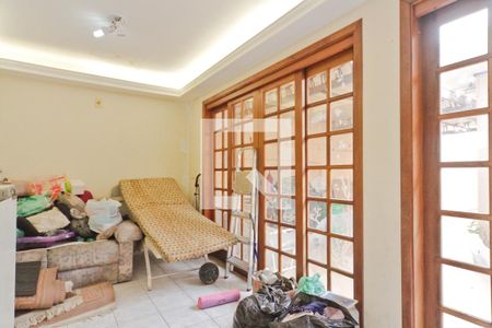Casa à venda com 180m², 3 quartos e 5 vagas Casa à venda com 180m², 3 quartos e 5 vagasEdícula