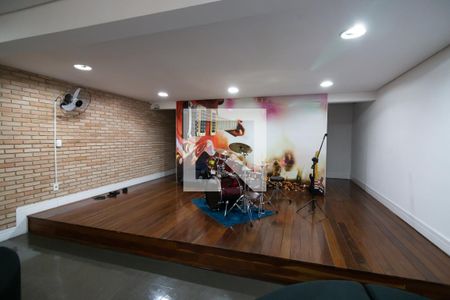 Apartamento à venda com 95m², 3 quartos e 2 vagas Apartamento à venda com 95m², 3 quartos e 2 vagasÁrea comum - Salão de festas