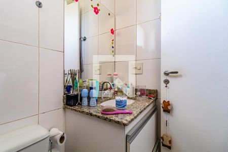 Apartamento à venda com 95m², 3 quartos e 2 vagas Apartamento à venda com 95m², 3 quartos e 2 vagasSuíte 02 - Banheiro