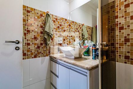 Apartamento à venda com 95m², 3 quartos e 2 vagas Apartamento à venda com 95m², 3 quartos e 2 vagasSuíte 01 - Banheiro