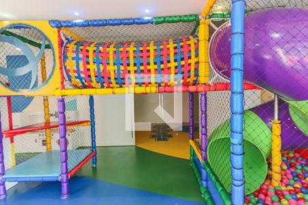 Apartamento à venda com 95m², 3 quartos e 2 vagas Apartamento à venda com 95m², 3 quartos e 2 vagasÁrea comum - Brinquedoteca