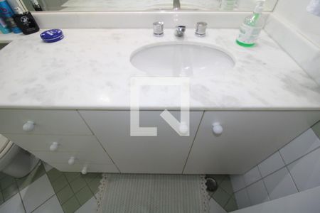 Apartamento à venda com 136m², 3 quartos e 2 vagas Apartamento à venda com 136m², 3 quartos e 2 vagasBanheiro 3