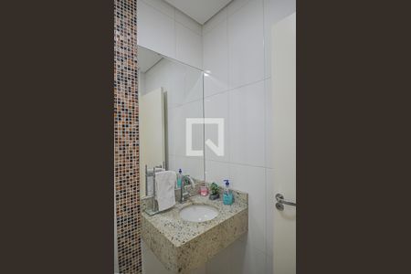 Casa à venda com 246m², 3 quartos e 5 vagasLavabo