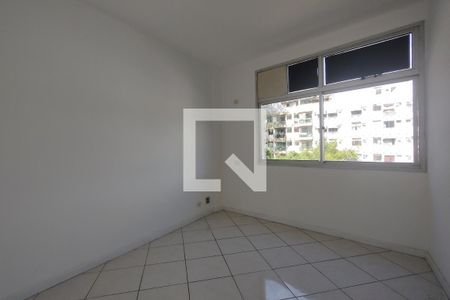 Apartamento para alugar com 104m², 3 quartos e 1 vagaQuarto 2