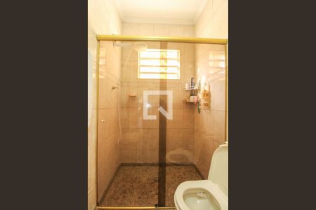 Casa à venda com 374m², 4 quartos e 1 vaga Casa à venda com 374m², 4 quartos e 1 vagaBanheiro