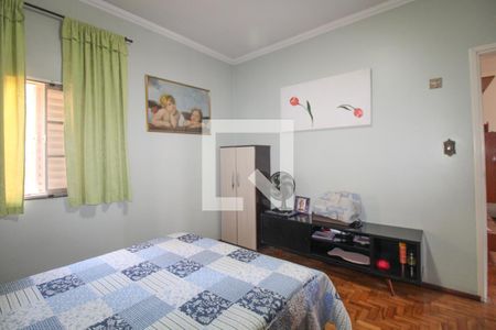 Casa à venda com 374m², 4 quartos e 1 vaga Casa à venda com 374m², 4 quartos e 1 vagaQuarto