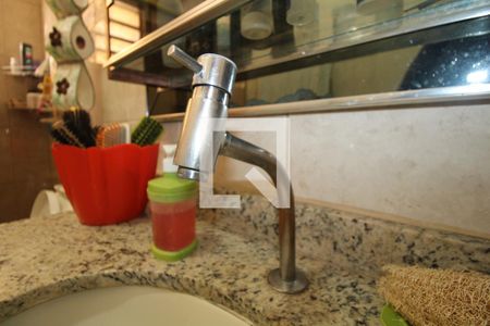 Casa à venda com 374m², 4 quartos e 1 vaga Casa à venda com 374m², 4 quartos e 1 vagaBanheiro