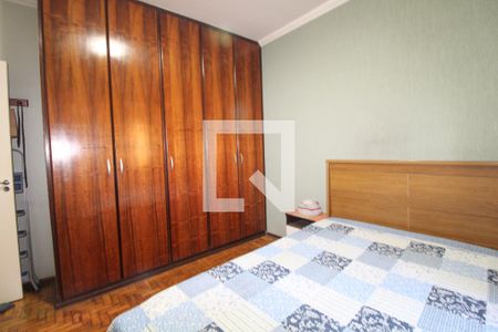 Casa à venda com 374m², 4 quartos e 1 vaga Casa à venda com 374m², 4 quartos e 1 vagaQuarto