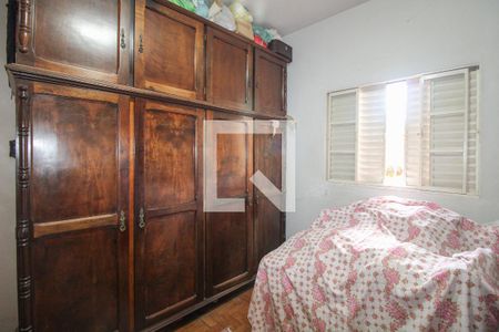 Casa à venda com 374m², 4 quartos e 1 vaga Casa à venda com 374m², 4 quartos e 1 vagaQuarto