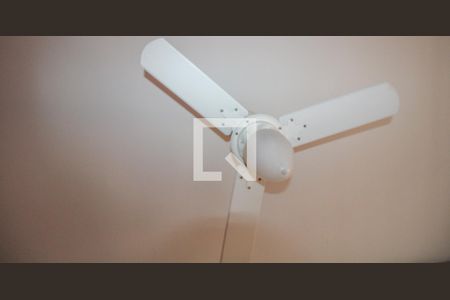 Casa à venda com 374m², 4 quartos e 1 vaga Casa à venda com 374m², 4 quartos e 1 vagaQuarto