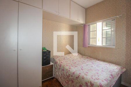 Casa à venda com 374m², 4 quartos e 1 vaga Casa à venda com 374m², 4 quartos e 1 vagaQuarto