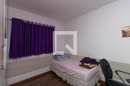 Casa à venda com 110m², 3 quartos e 2 vagasQuarto 3