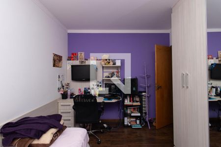 Casa à venda com 110m², 3 quartos e 2 vagasQuarto 3