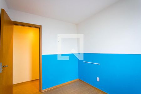 Quarto 2 de apartamento para alugar com 2 quartos, 43m² em Parque São Vicente, Mauá