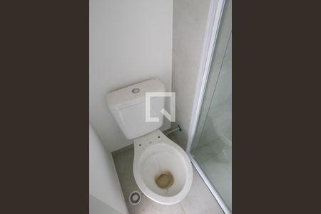 Banheiro de apartamento para alugar com 1 quarto, 29m² em Várzea da Barra Funda, São Paulo