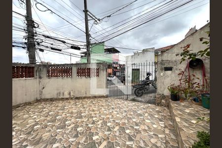 Casa à venda com 175m², 2 quartos e 2 vagas Casa à venda com 175m², 2 quartos e 2 vagasGaragem