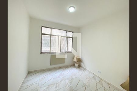 Apartamento à venda com 115m², 4 quartos e 2 vagasQuarto 2