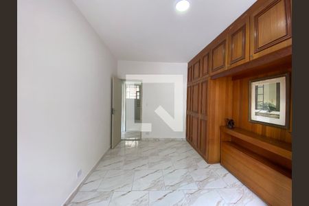 Apartamento à venda com 115m², 4 quartos e 2 vagasQuarto 3