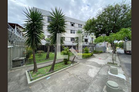 Apartamento à venda com 115m², 4 quartos e 2 vagasFachada