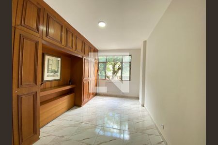 Apartamento à venda com 115m², 4 quartos e 2 vagasQuarto 3