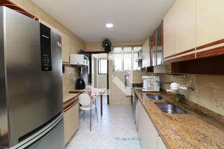 Apartamento à venda com 152m², 4 quartos e 2 vagasCozinha