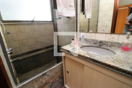 Apartamento à venda com 152m², 4 quartos e 2 vagasBanheiro da Suíte
