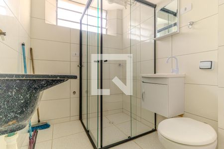 Banheiro de kitnet/studio para alugar com 1 quarto, 29m² em Santa Ifigênia, São Paulo