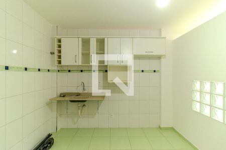 Cozinha de kitnet/studio para alugar com 1 quarto, 29m² em Santa Ifigênia, São Paulo
