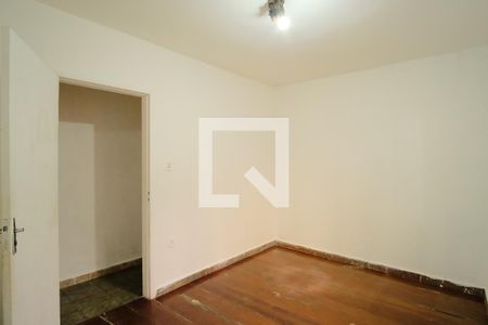 Quarto de casa para alugar com 2 quartos, 250m² em Vila Fernandes, São Paulo