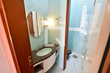 Casa à venda com 427m², 5 quartos e 2 vagasLavabo 1