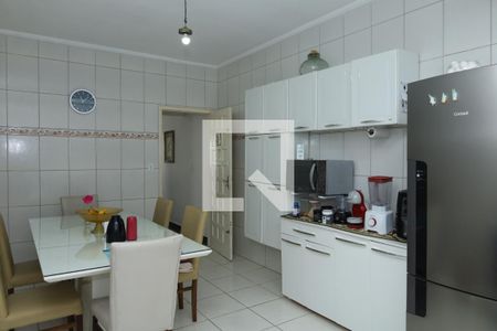 Casa à venda com 125m², 3 quartos e 2 vagasCozinha