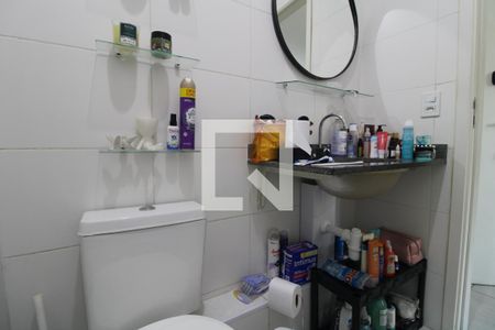 Apartamento à venda com 34m², 2 quartos e sem vagaBanheiro