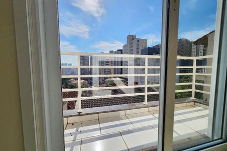 Casa à venda com 226m², 3 quartos e 3 vagas Casa à venda com 226m², 3 quartos e 3 vagasVaranda da Suíte 1