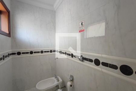 Casa à venda com 615m², 6 quartos e 6 vagas Casa à venda com 615m², 6 quartos e 6 vagasBanheiro Suíte 4