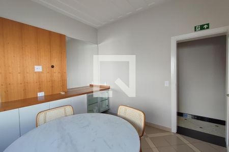 Casa à venda com 615m², 6 quartos e 6 vagas Casa à venda com 615m², 6 quartos e 6 vagasCopa